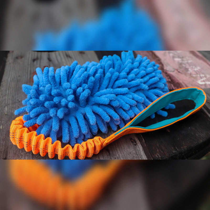 SALTY MUTTS - MICROFIBRE PREY TUG WITH BUNGEE !! Pickup Only, no delivery !!
